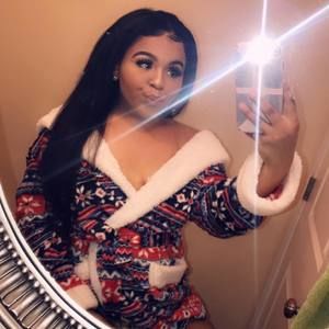 Meet your Posher, Aja